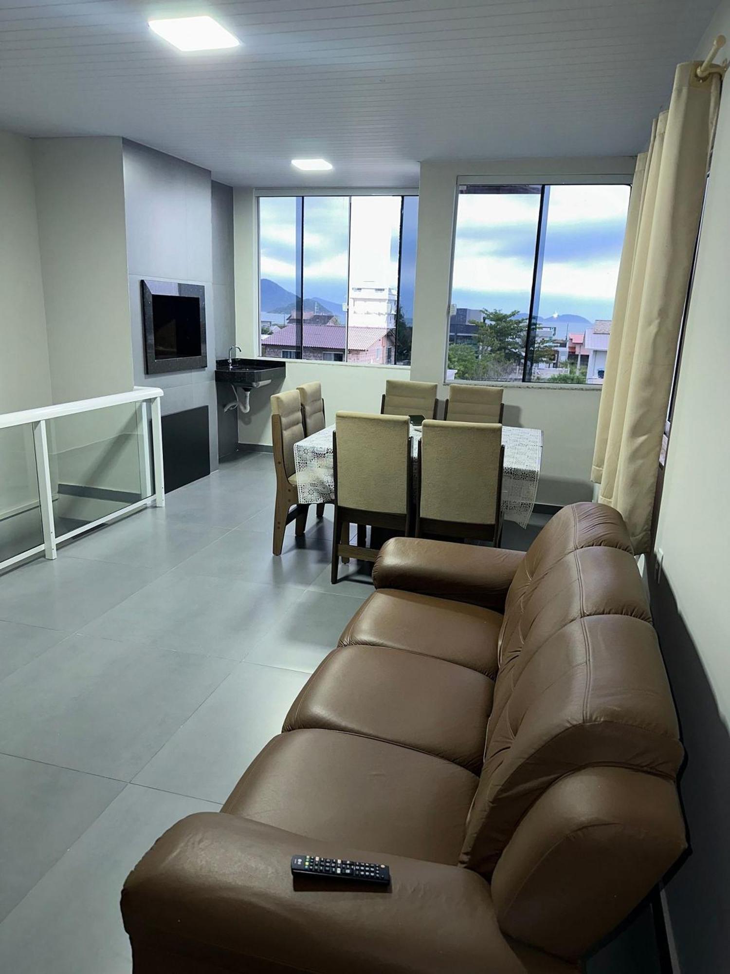 פיניירה Residencial Wrubleski Sc מראה חיצוני תמונה