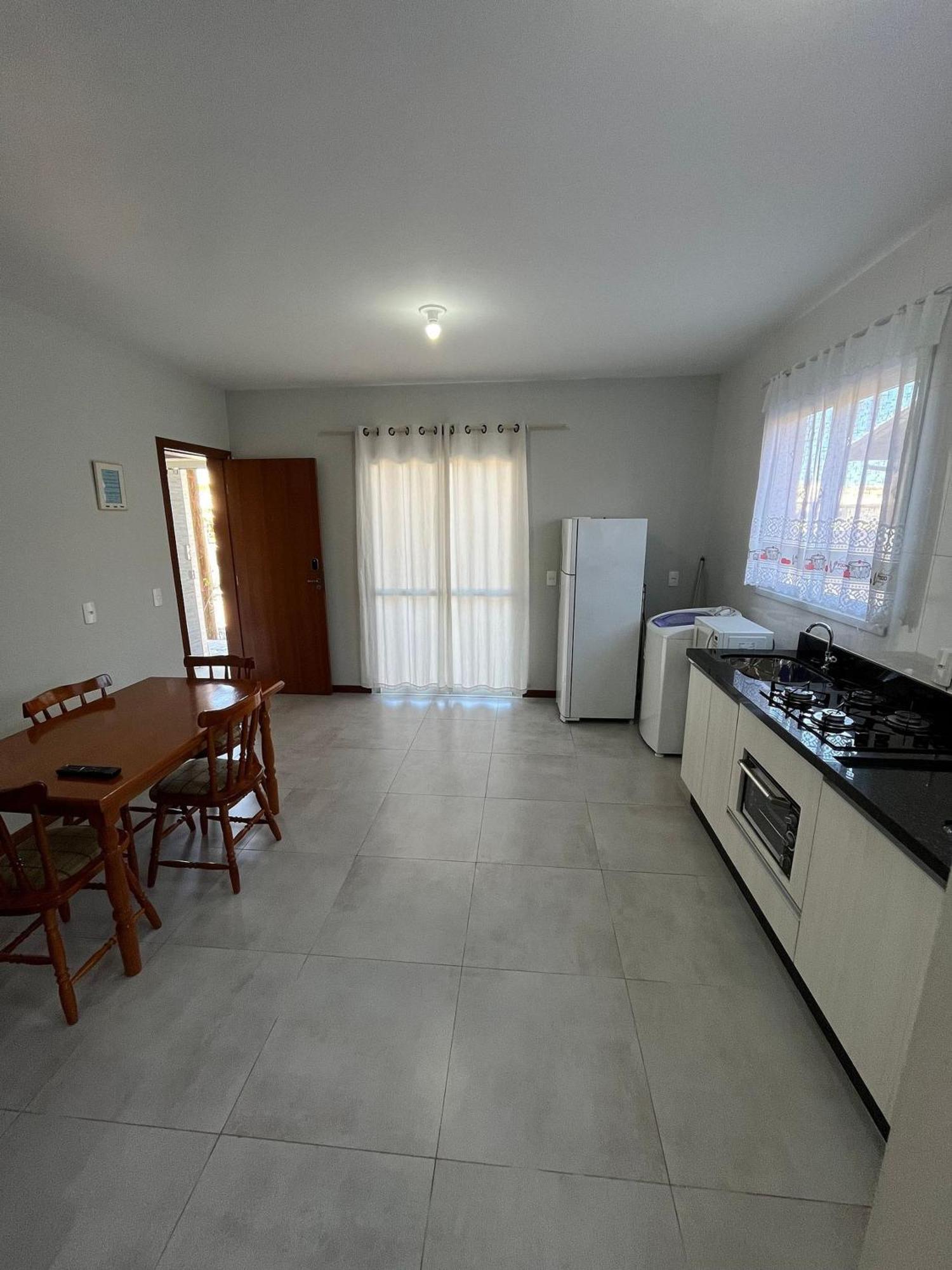 פיניירה Residencial Wrubleski Sc מראה חיצוני תמונה